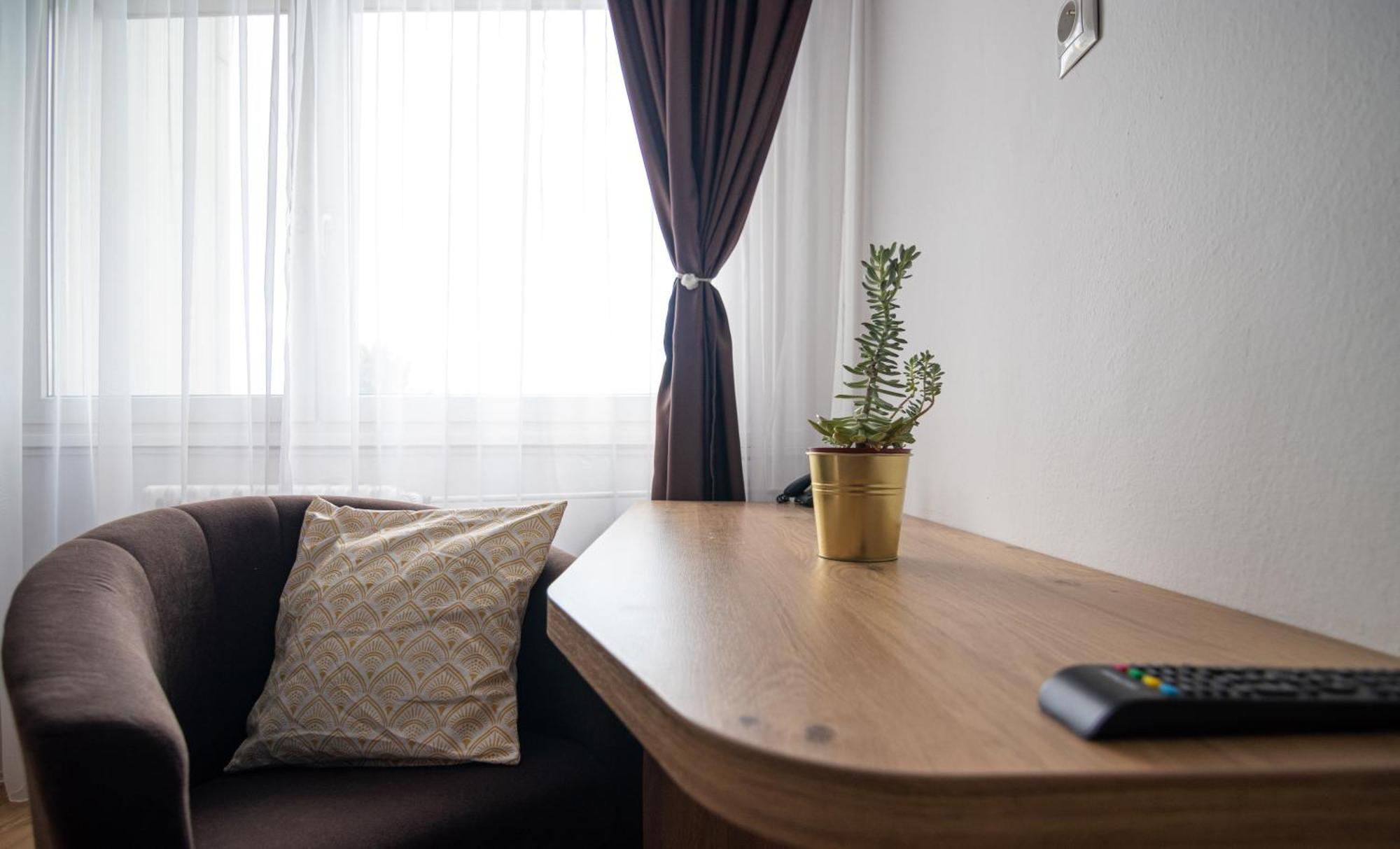 Hotel Akademia コシツェ エクステリア 写真