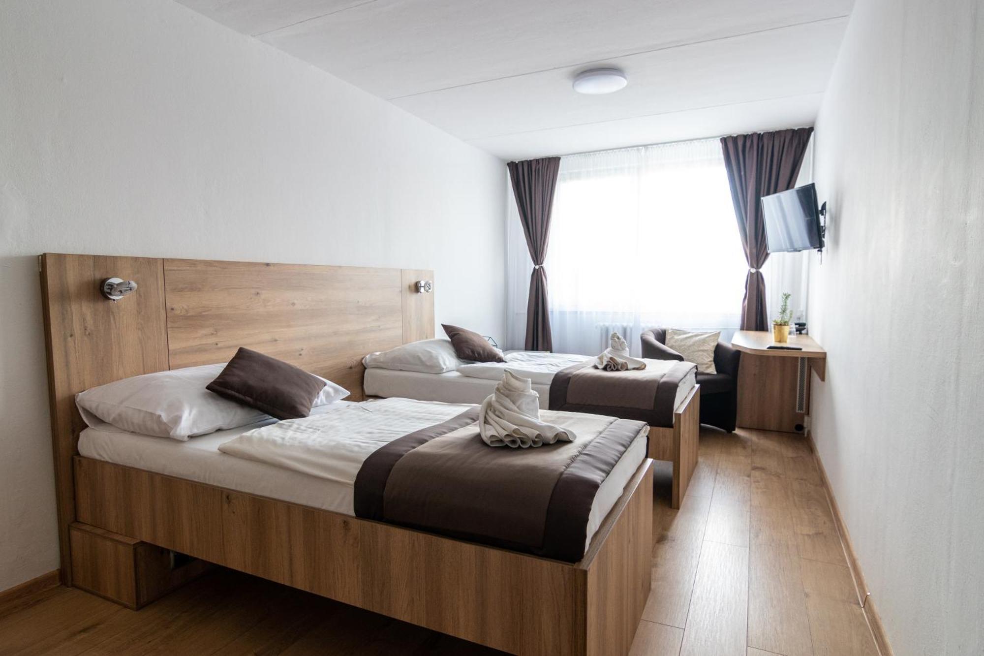 Hotel Akademia コシツェ エクステリア 写真